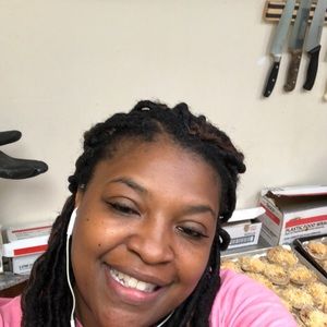 Meet your Posher, Sherry